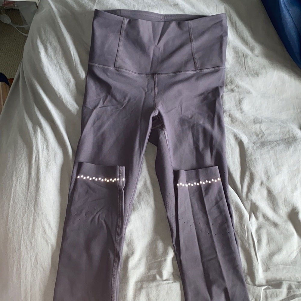 Light purple lululemon leggings